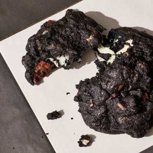 Black and White - Levain Bakery